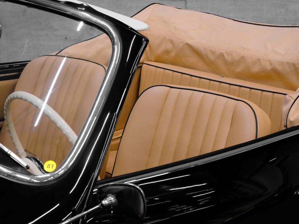 Image 26/50 of Volkswagen Karmann Ghia 1200 (1959)