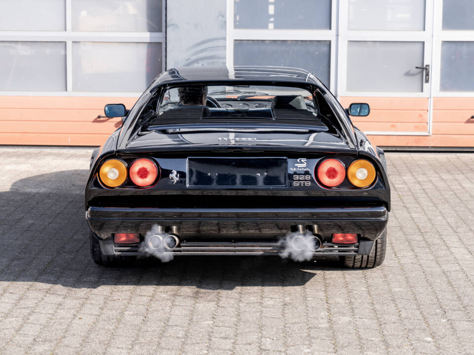 Image 3/17 of Ferrari 328 GTB (1988)