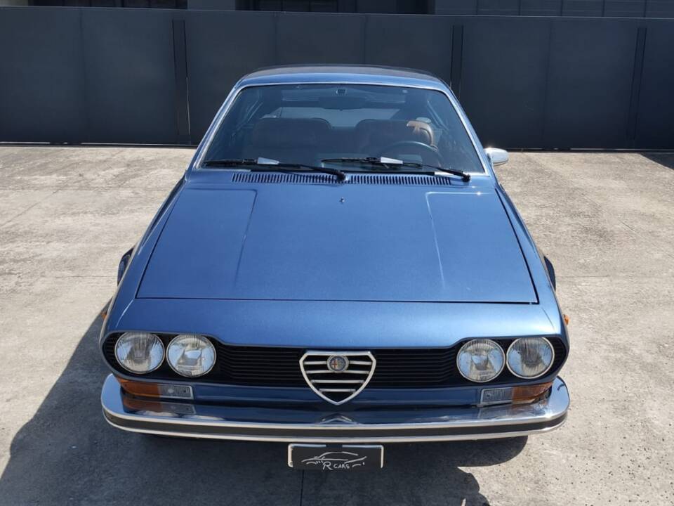 Imagen 3/50 de Alfa Romeo Alfetta GT 1.8 (1975)