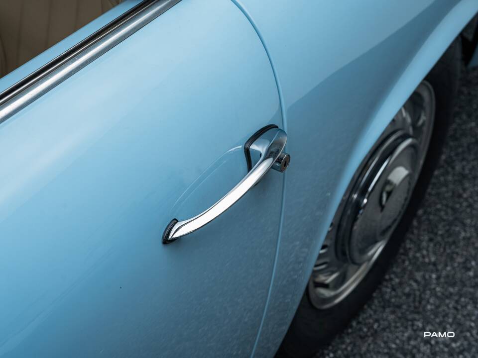 Afbeelding 19/34 van Maserati 3500 GT Touring (1959)