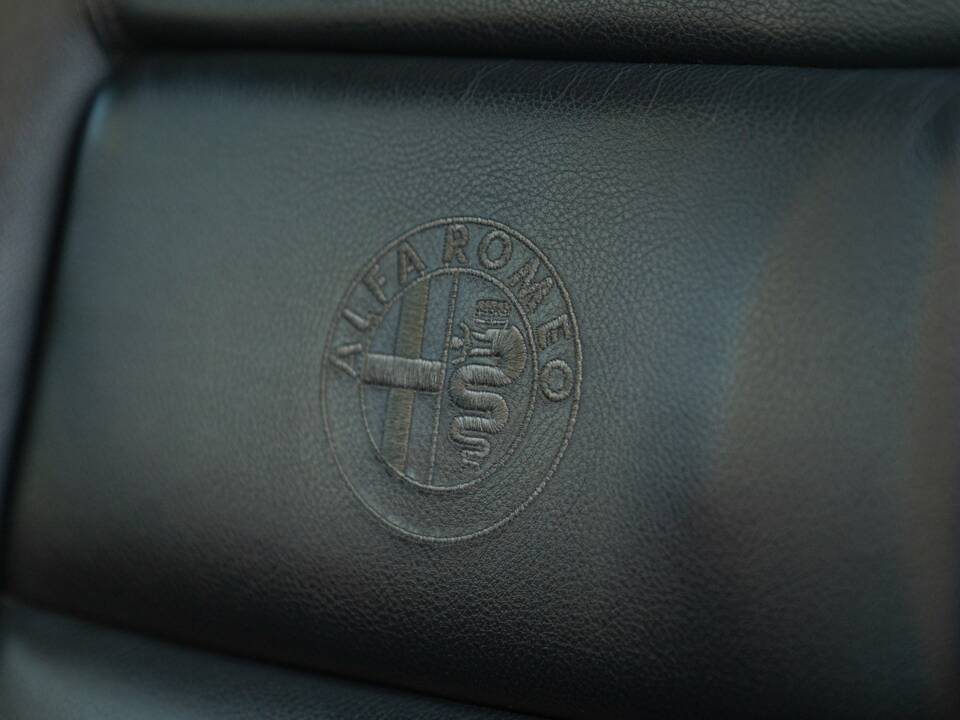 Bild 45/50 von Alfa Romeo 2000 GT Veloce (1973)