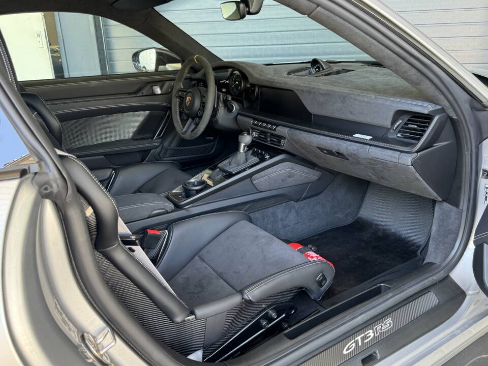 Bild 18/26 von Porsche 911 GT3 (2023)
