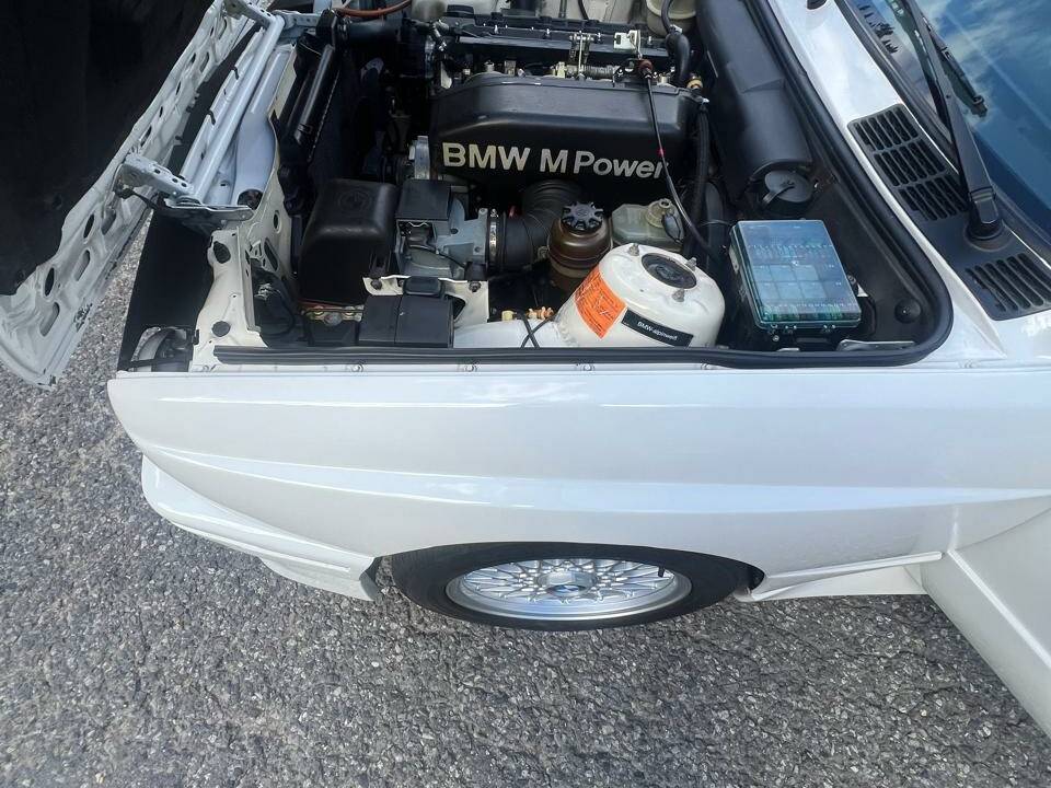 Bild 33/88 von BMW M3 (1988)