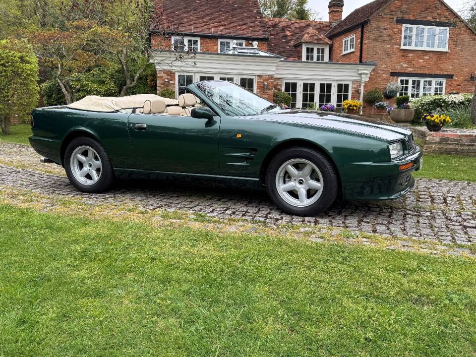 Image 6/30 of Aston Martin Virage Volante (1993)