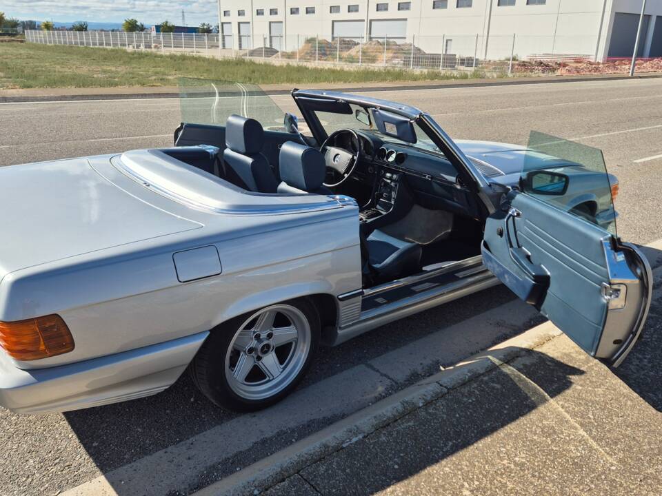 Afbeelding 52/53 van Mercedes-Benz 350 SL (1973)