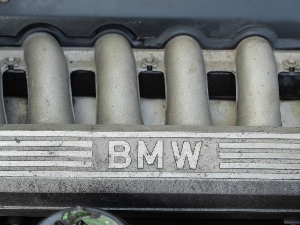 Imagen 30/34 de BMW 750iL (1989)