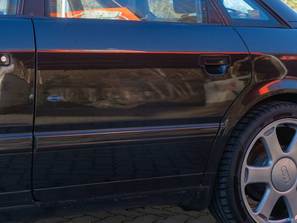 Afbeelding 21/73 van Audi 100 S4 Quattro (1993)