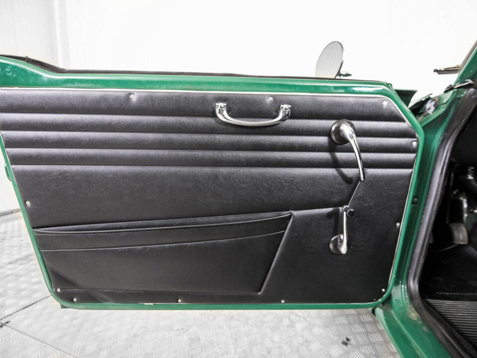 Bild 36/50 von Triumph TR 4A (1966)