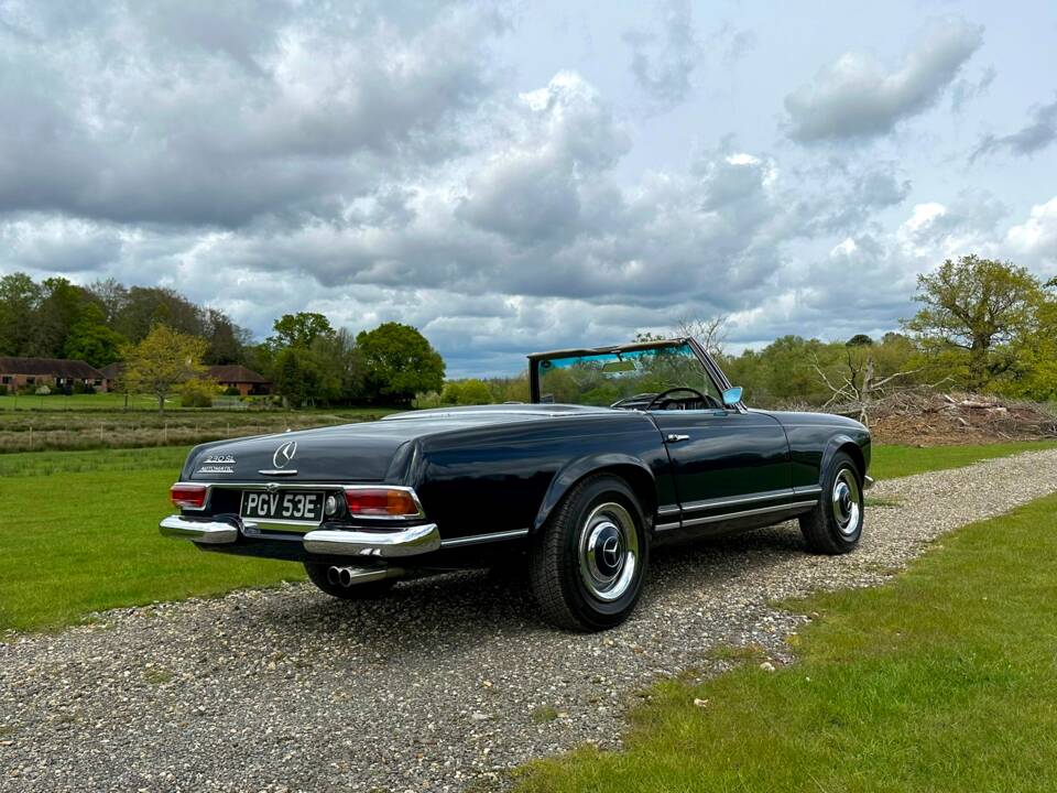 Image 9/50 de Mercedes-Benz 230 SL (1967)
