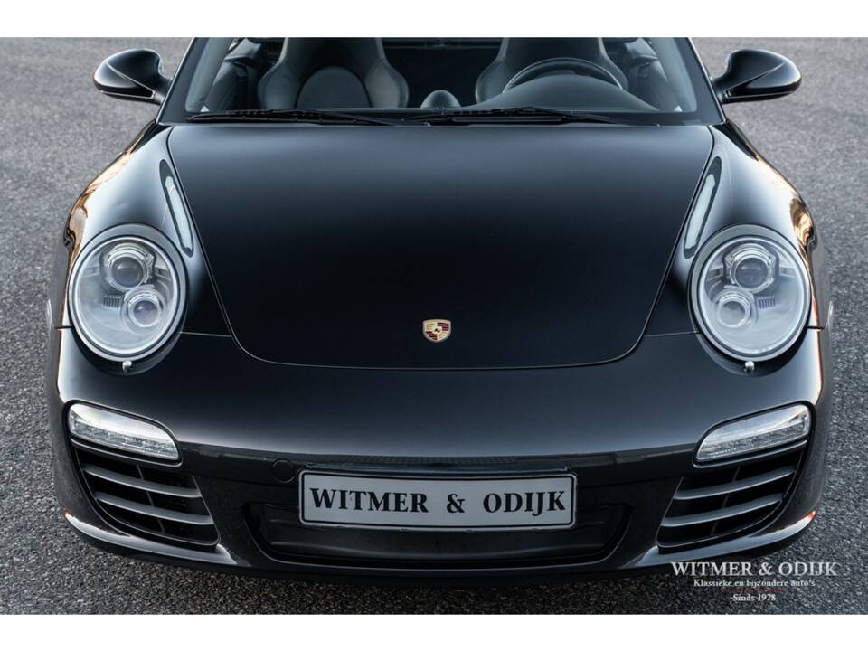 Image 19/37 of Porsche 911 Carrera 4S (2009)