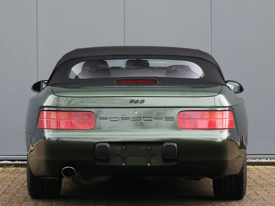 Bild 28/47 von Porsche 968 (1992)