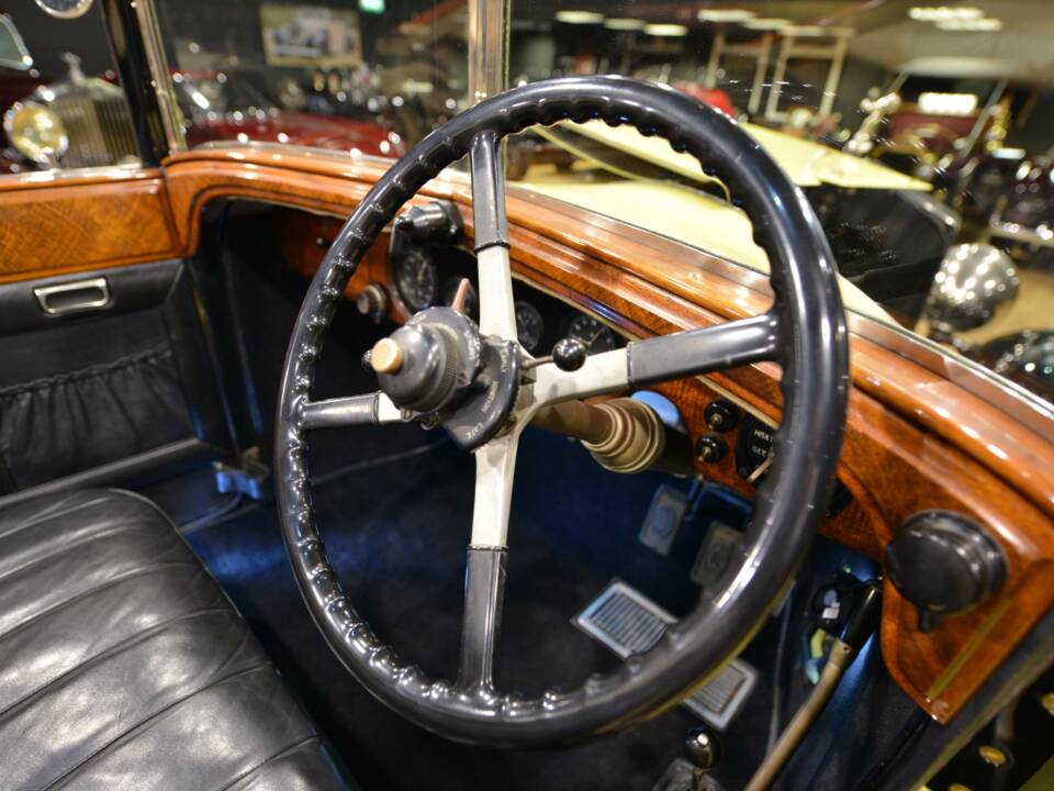 Bild 42/50 von Rolls-Royce 20 HP Doctors Coupe Convertible (1929)