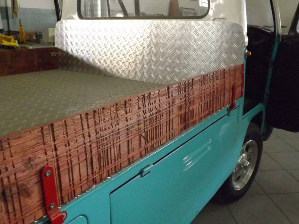 Immagine 38/43 di Volkswagen T2a pickup (1969)