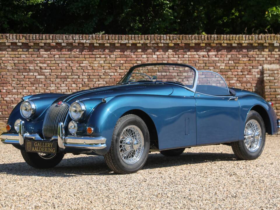Image 20/50 of Jaguar XK 150 3.4 S OTS (1958)