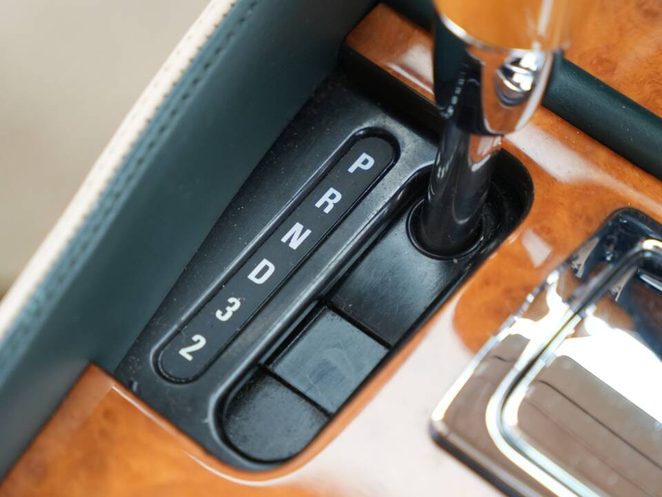 Bild 7/86 von Bentley Continental R (1997)