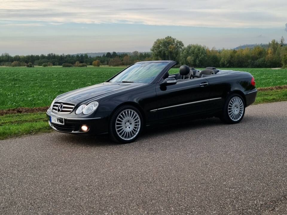 Bild 24/29 von Mercedes-Benz CLK 200 K (2006)