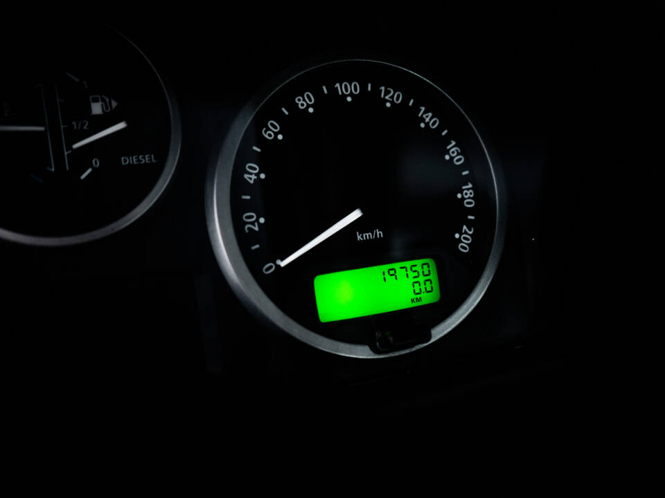 Image 36/66 of Land Rover Defender 90 TD4 (2007)