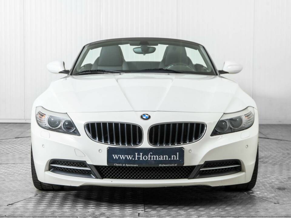 Image 14/50 of BMW Z4 sDrive23i (2010)