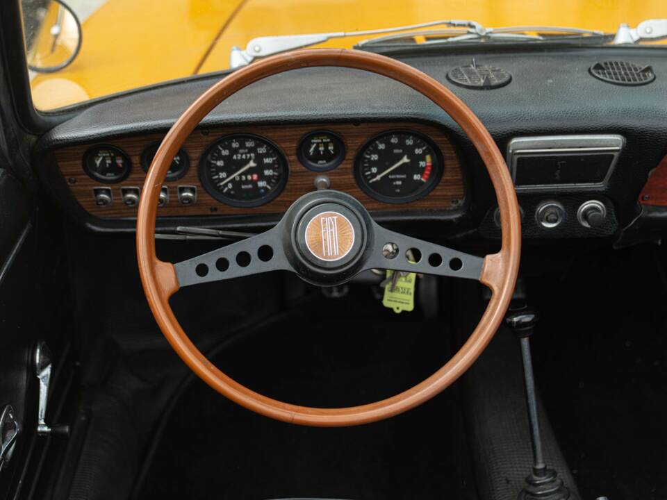 Image 49/50 of FIAT 850 Sport Spider (1969)