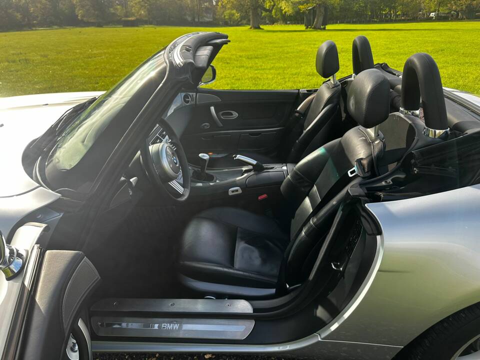 Imagen 41/61 de BMW Z8 (2000)