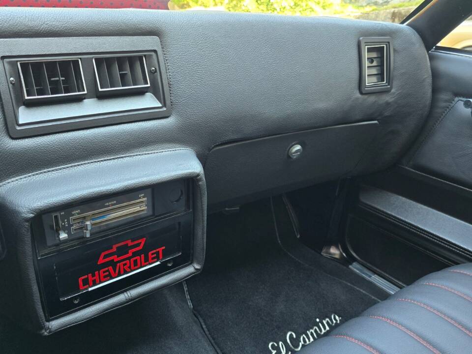 Image 13/44 of Chevrolet El Camino (1978)