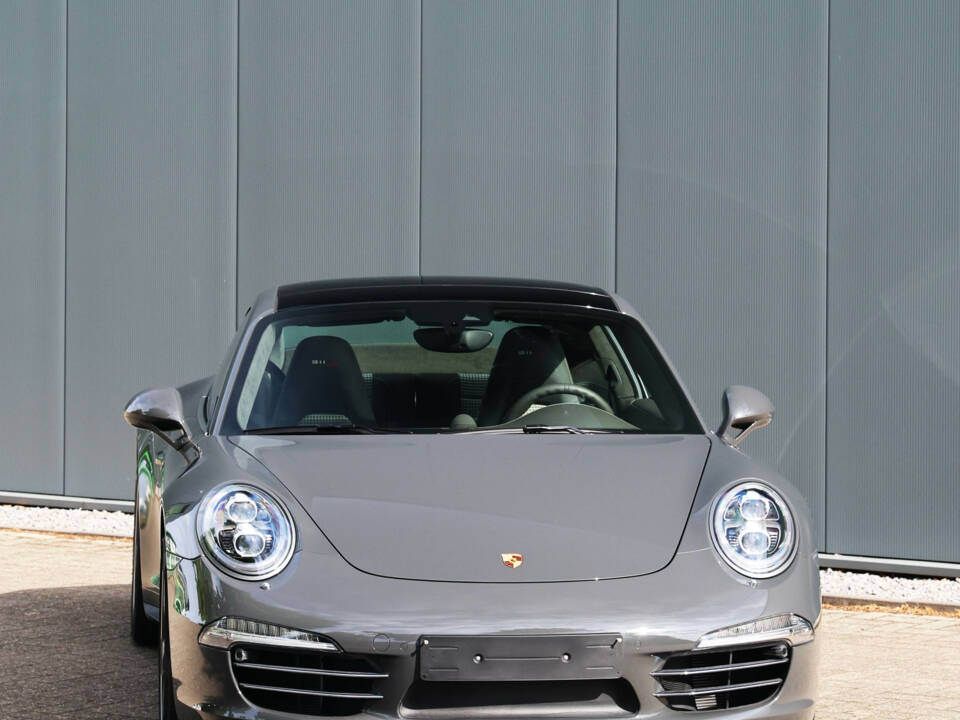 Image 9/43 de Porsche 911 Carrera S &quot;50 Jahre 911&quot; (2013)
