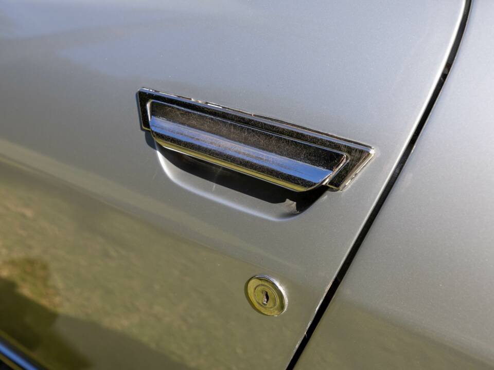 Imagen 40/47 de Ferrari 330 GT 2+2 (1964)