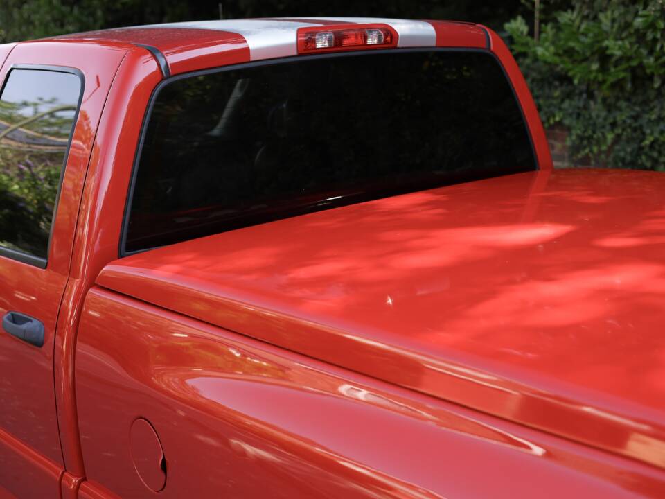Image 27/82 of Dodge Ram SRT 10 (2005)