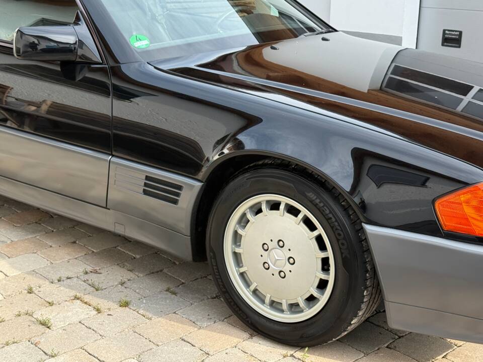 Image 3/38 de Mercedes-Benz 300 SL (1993)