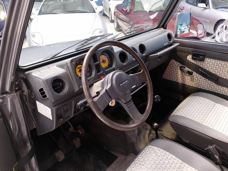 Bild 29/42 von Suzuki SJ 413 (1988)
