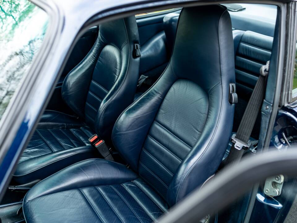 Image 19/50 of Porsche 911 Carrera 3.2 (1985)
