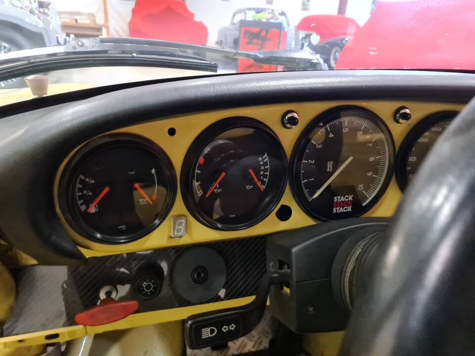 Bild 32/55 von Porsche 935 dp III (1989)