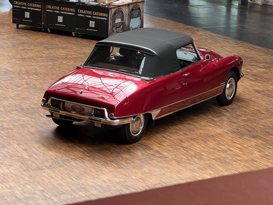 Immagine 12/33 di Citroën DS 19 Usine (1963)