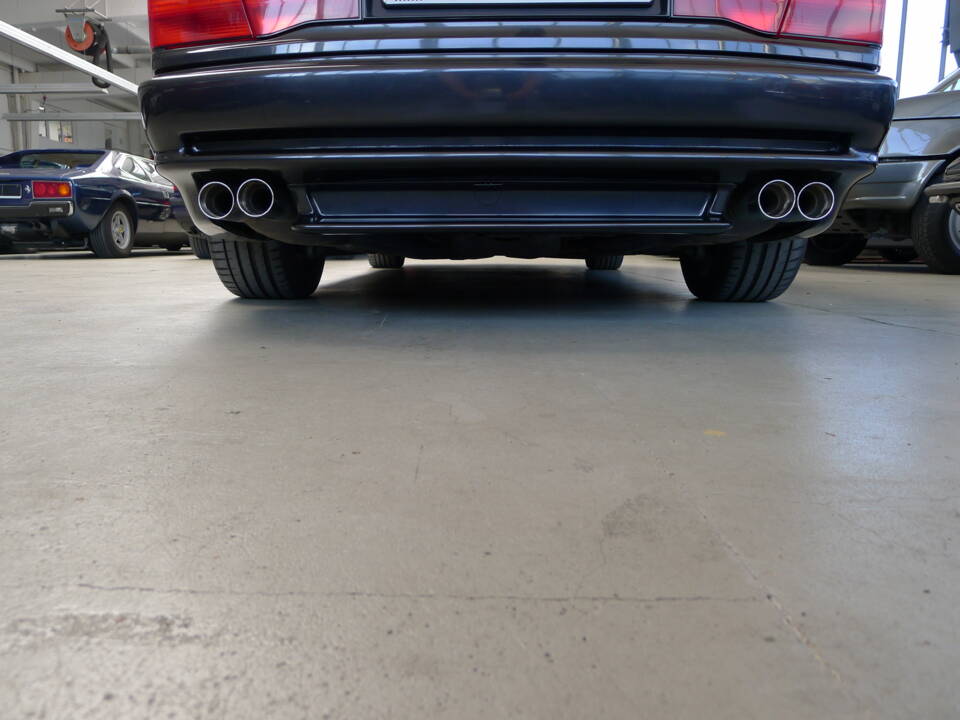 Imagen 34/50 de BMW 850CSi (1993)