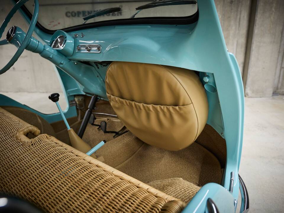 Image 40/48 of FIAT 600 Ghia "Jolly" (1963)