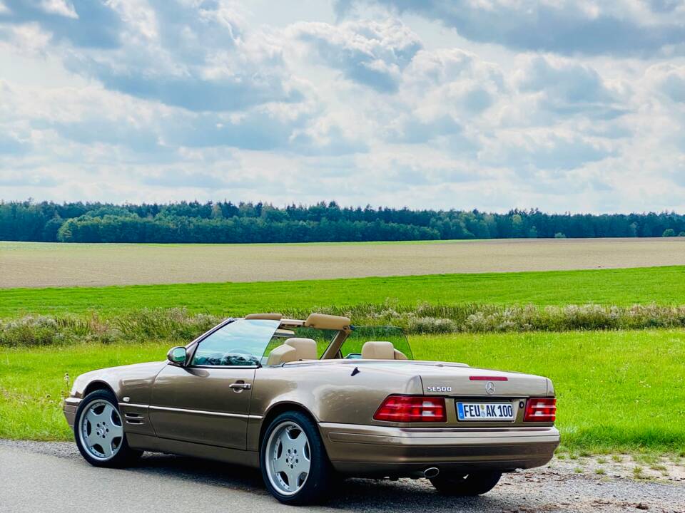 Bild 2/22 von Mercedes-Benz SL 500 (2000)