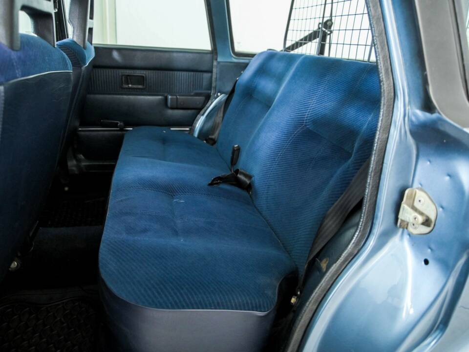 Image 33/50 de Volvo 240 Turbo (1983)