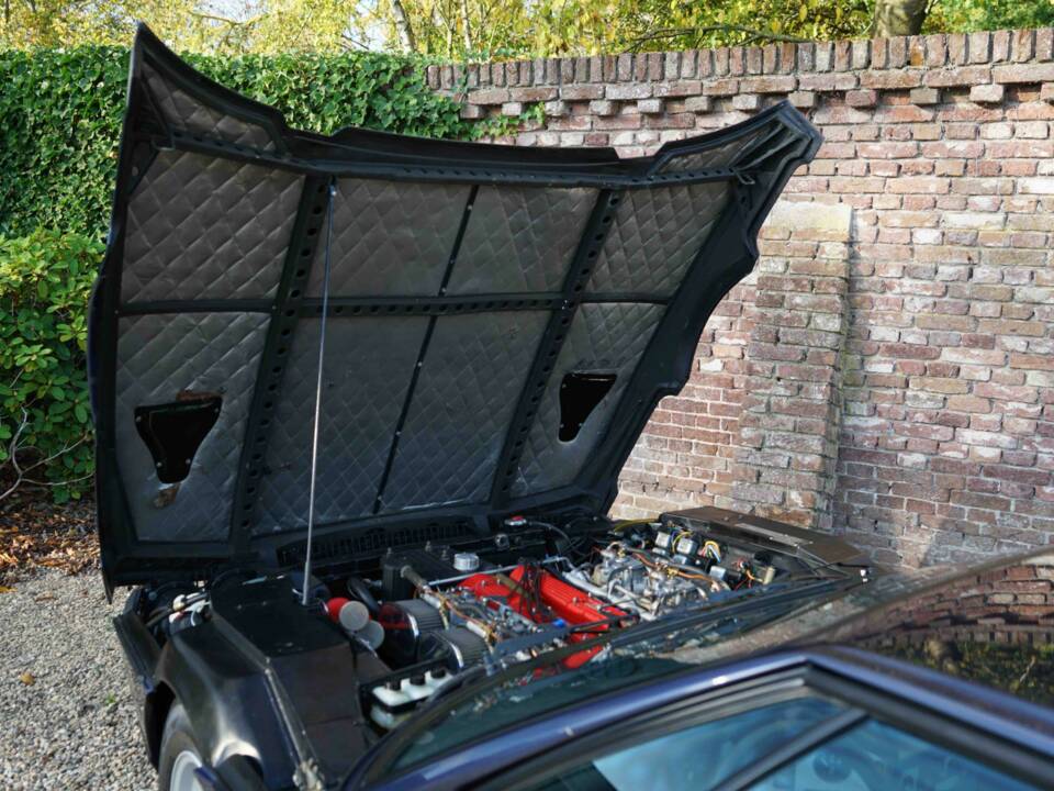 Bild 29/50 von Lamborghini Espada 400 GT (1973)