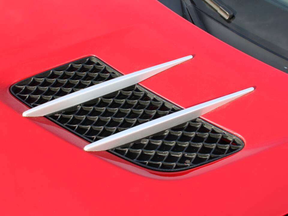 Image 14/57 of Mercedes-Benz SLS AMG (2010)