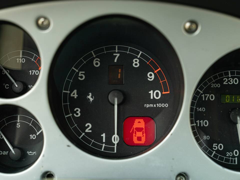 Image 48/50 of Ferrari 360 Modena (1999)