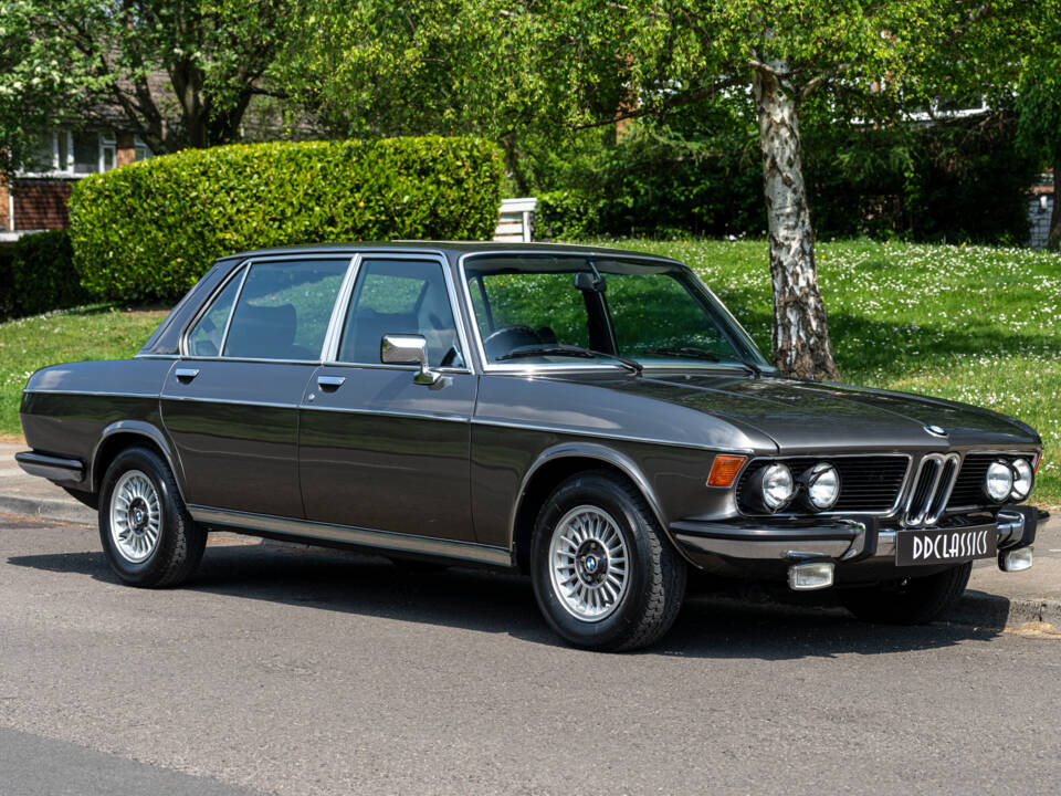 Afbeelding 2/29 van BMW 3,3 L (1975)