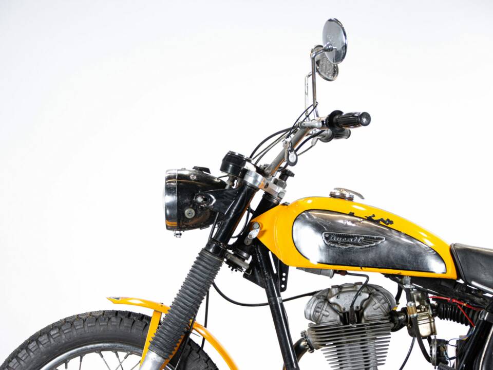 Bild 21/50 von Ducati 250 Scrambler (1971)
