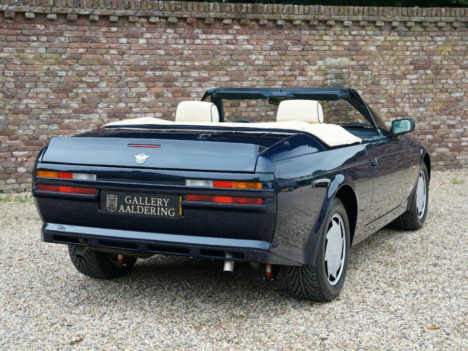 Bild 45/50 von Aston Martin V8 Zagato Vantage Volante (1990)