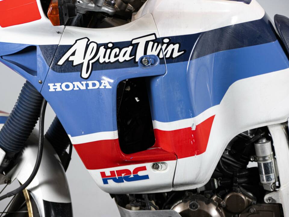 Bild 24/50 von Honda DUMMY (1989)