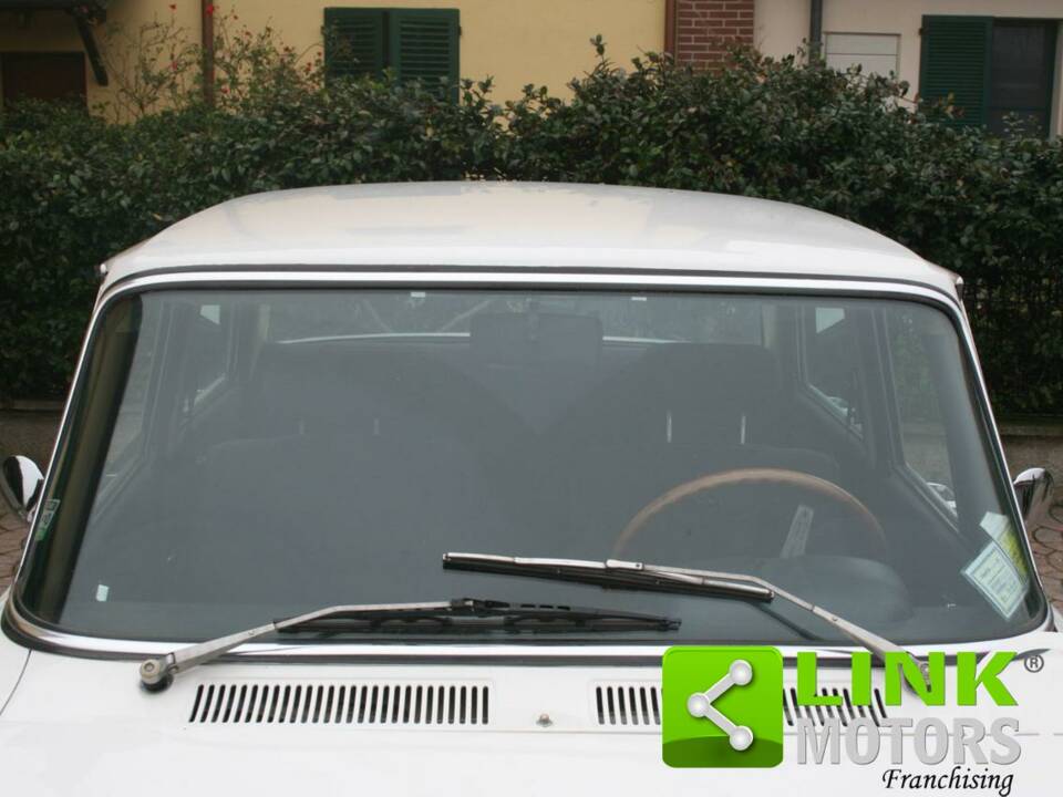 Image 6/10 of Alfa Romeo 2000 Berlina (1972)