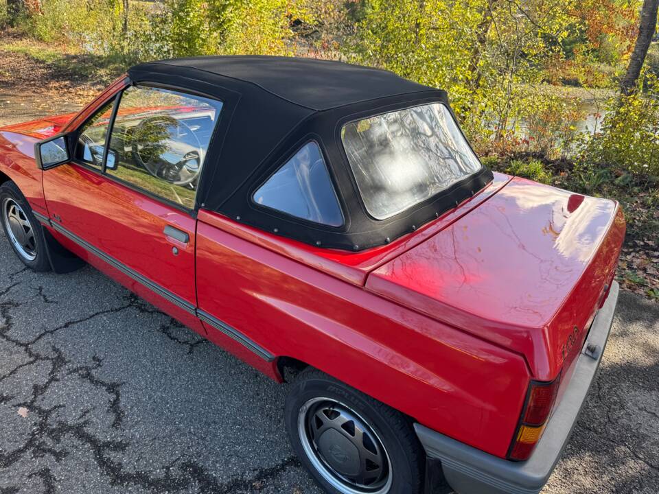 Image 27/77 of Opel Corsa Spider i130 Irmscher (1989)