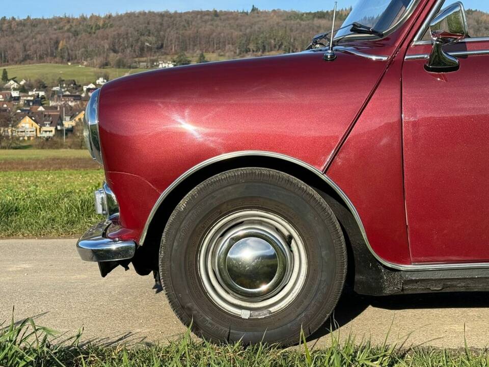 Image 18/18 of Riley Elf Mark III (1968)