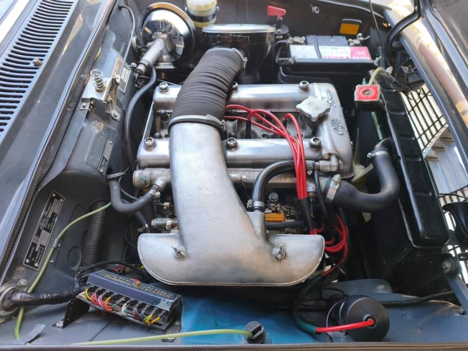 Image 19/28 of Alfa Romeo Giulia 1600 GTC (1966)