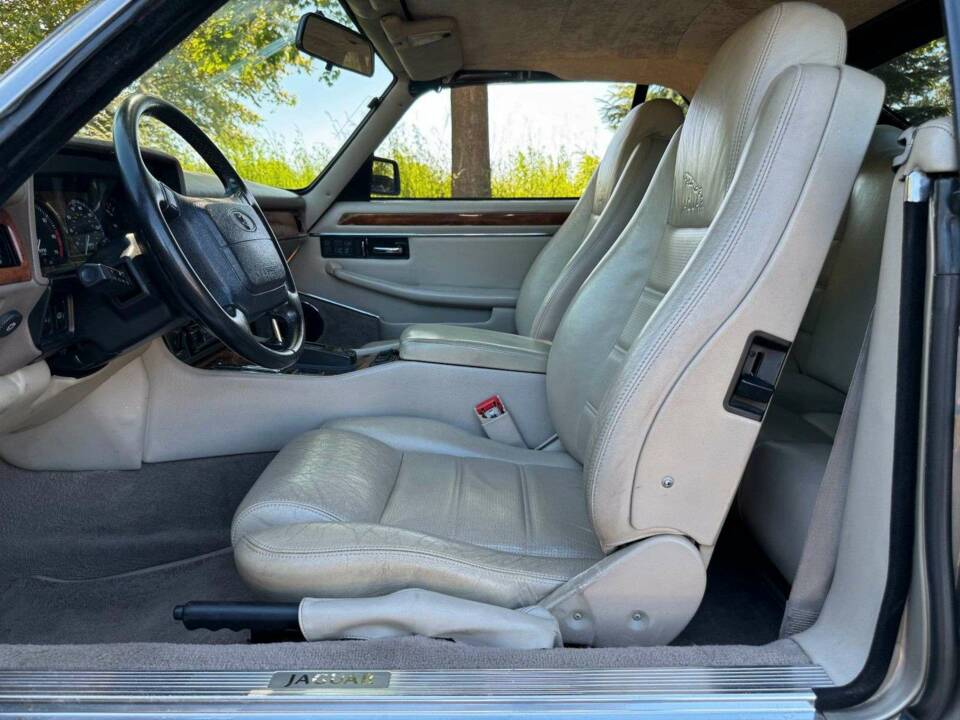 Immagine 14/20 di Jaguar XJS 4.0 (1995)