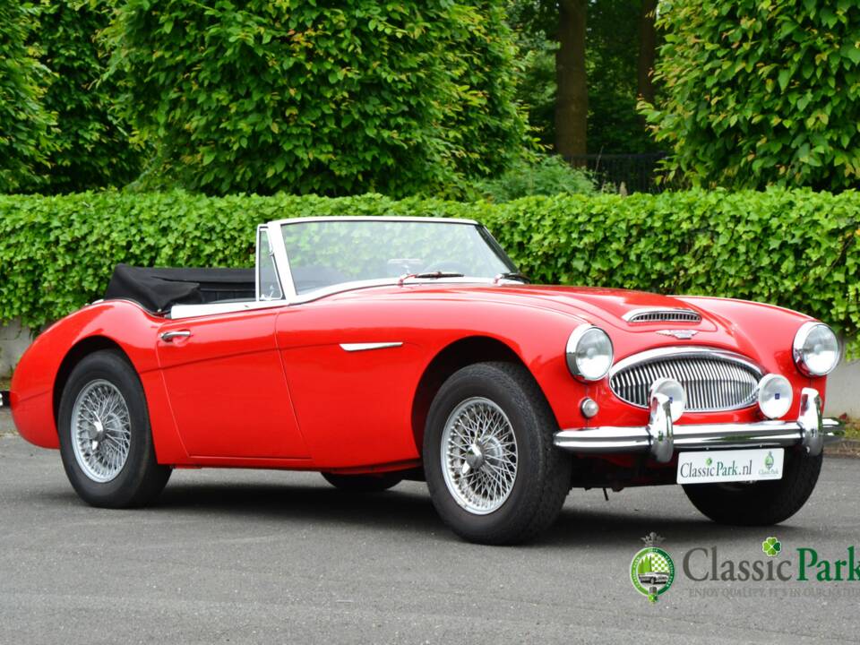 Image 7/50 of Austin-Healey 3000 Mk II (BJ7) (1962)